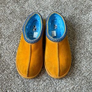 UGG x Sesame Street Cookie Monster Tasman II Slippers